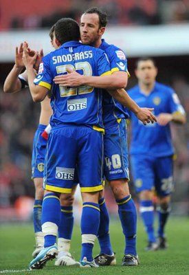 2011-01-08-00000102520489