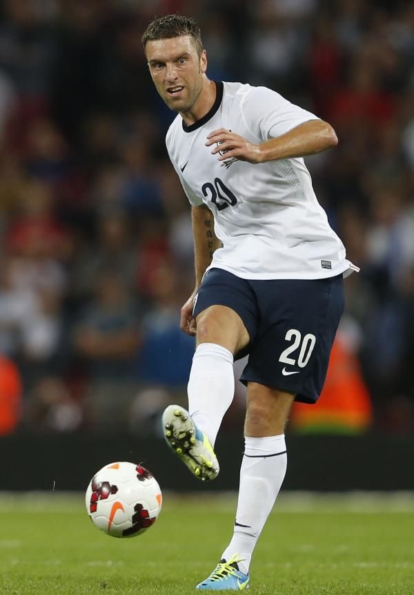 2013-08-14t210656z_744098984_gm1e98f0e5u01_rtrmadp_3_soccer-friendly-england_reuters