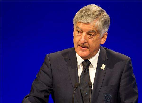 ديفيد بيرنستين 