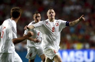 فرحه لاعبي المنتخب البولندي بهدف التعادل