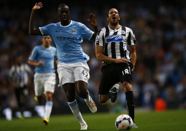 2013-08-19t195118z_1522336882_gm1e98k0amw01_rtrmadp_3_soccer-england_reuters