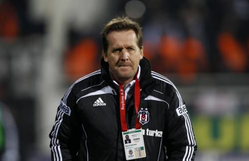 2011-02-202011-02-20t171439z_01_ist01_rtridsp_3_soccer-turkey_reuters
