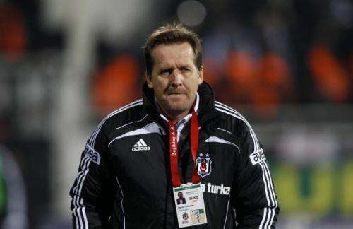 2011-02-202011-02-20t171439z_01_ist01_rtridsp_3_soccer-turkey_reuters