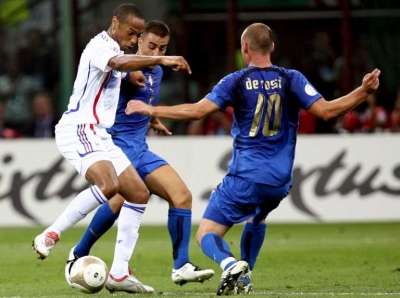 هنري لن يشارك امام اسكوتلندا