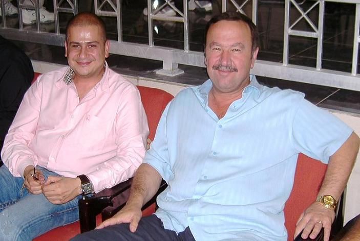 معالي السيد سليم خير والسيد فارس حجازي وصورة من المقصورة بعدسة كووورة