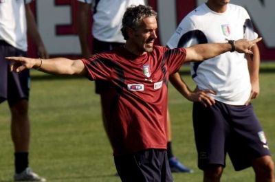 دونادونـي يقـود تدريـب المنتخـب الإيطالـي