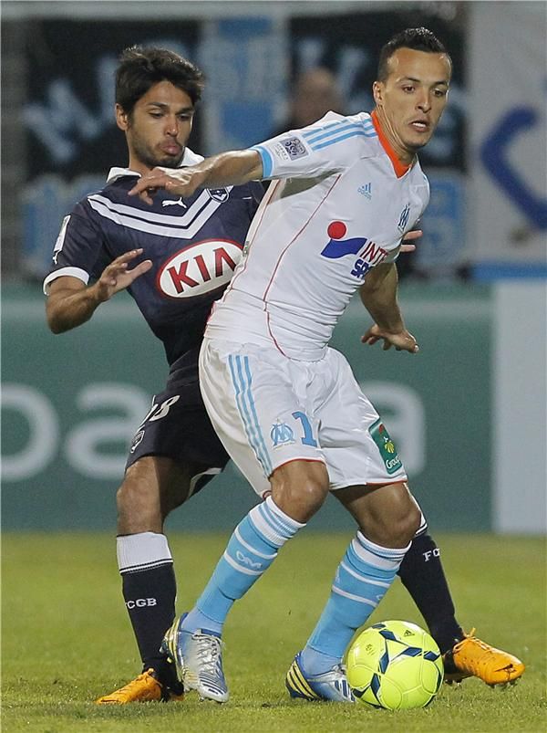 فؤاد قادير (يمين)