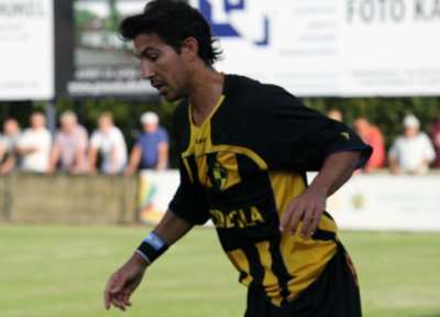 وسادا صاحب الهدف