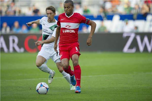 لقطة من مباراة الذهاب