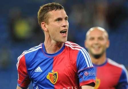 فابيان فراي صاحب الهدف الأول