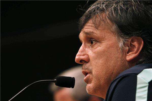 مارتينو خلال المؤتمر الصحفي