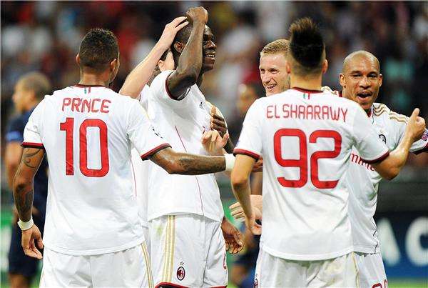 ميلان تأهل بالفوز على إيندهوفن بثلاثية نظيفة