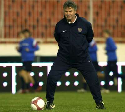 المدير الفني للمنتخب الروسي جون هيدينك