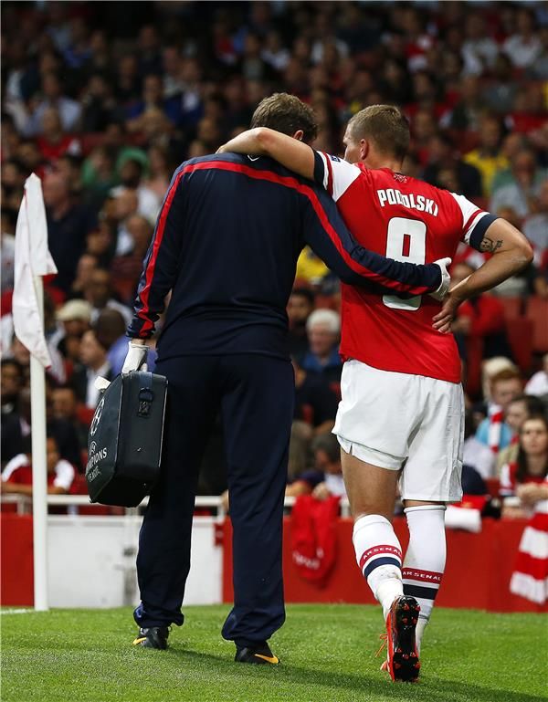 بودولسكي أصيب خلال مباراة فناربخشه 