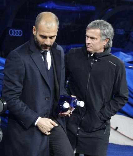 2011-12-10t214225z_01_foz09_rtridsp_3_soccer-spain-clasico_reuters