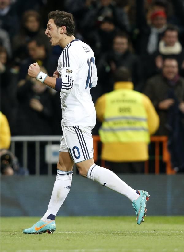2012-12-01t223923z_822968121_gm1e8c20igh01_rtrmadp_3_soccer-spain_reuters