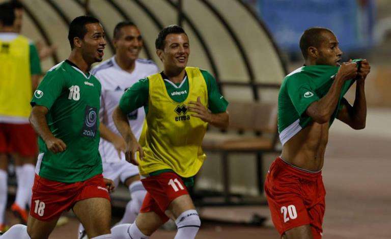 الوحدات يتطلع لمصالحة جماهيره بالألقاب