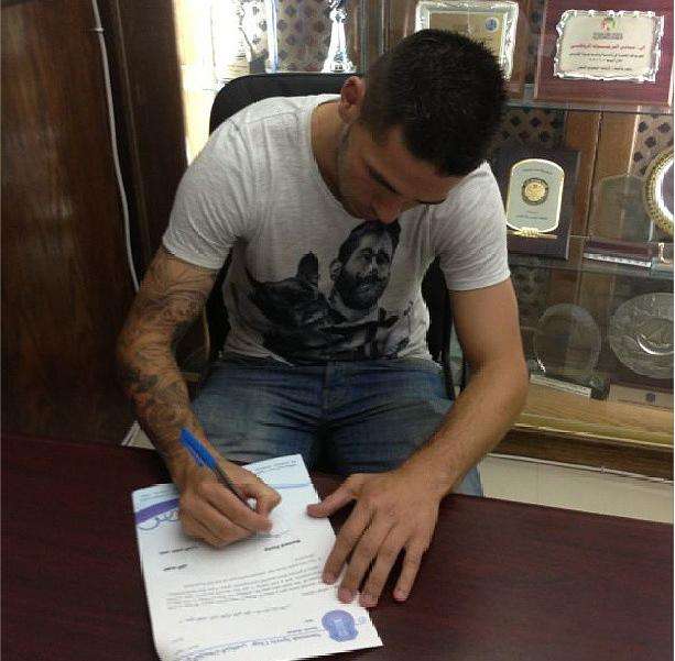 الأسباني نايا يوقع عقد انضمامة لليرموك