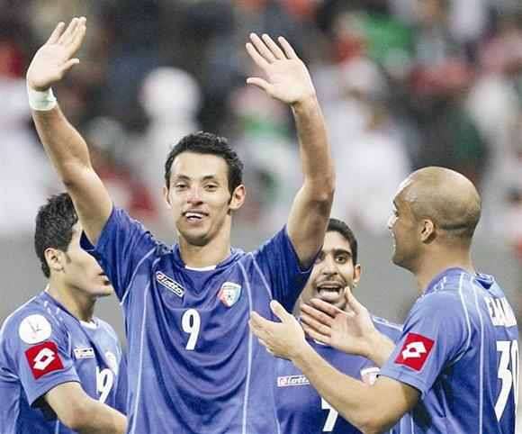 فهد الرشيدي يعود لقيادة الازرق الكويتي دولياً