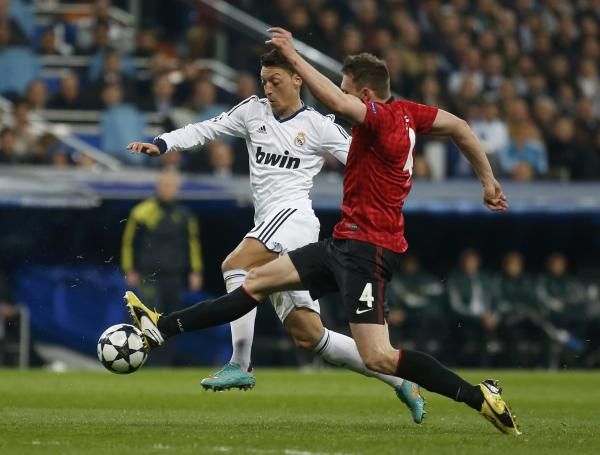 أوزيل رحل من الريال إلى أرسنال