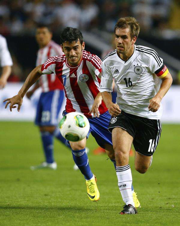 2013-08-14t195914z_1311454261_gm1e98f0ayo02_rtrmadp_3_soccer-friendly_reuters