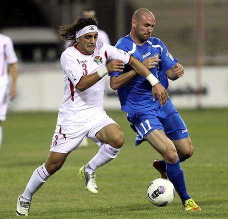 لقطة من آخر مباراة ودية جمعت المنتخبين في عام 2012