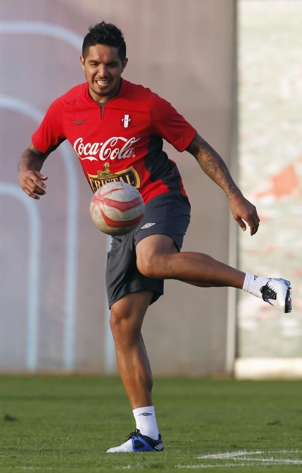 2013-09-03t003246z_2068127802_gm1e9930nn701_rtrmadp_3_soccer_reuters