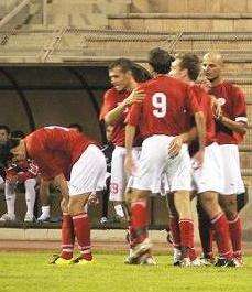 فرحة لاعبين الجزيرة بالهدف الاول