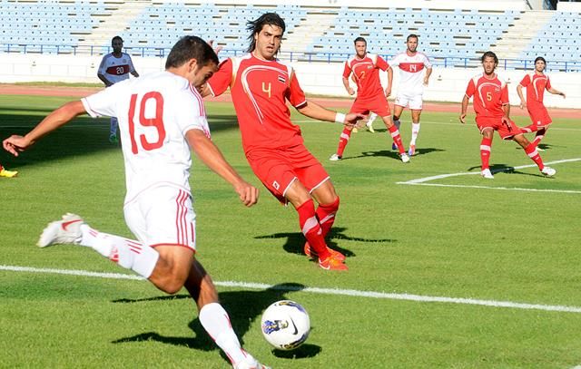 اللبناني علي حمام (19) مسددا بمواجهة السوري حمدي المصري (4).