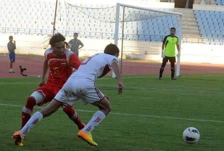 اللبناني محمد حيدر متخطياً السوري علاء شبلي.