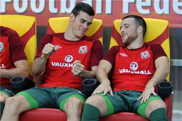 جاريث بيل على مقاعد البدلاء