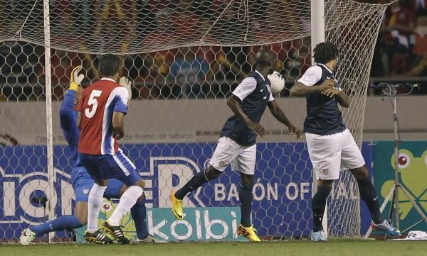 هدف كوستاريكا الأول في مرمى امريكا الذي أحرزه أكوستا