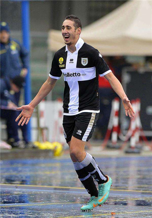 الجزائري إسحاق بلفوضيل