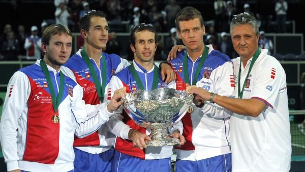 منتخب التشيك حامل اللقب