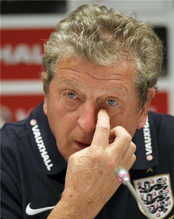  روي هودجسون خلال المؤتمر الصحفي