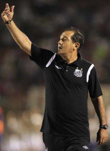 2012-03-16t013948z_01_lim216_rtridsp_3_soccer-latam-libertadores_reuters