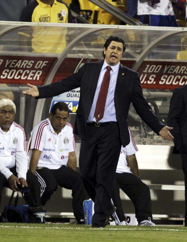 تينا مدرب منتخب المكسيك