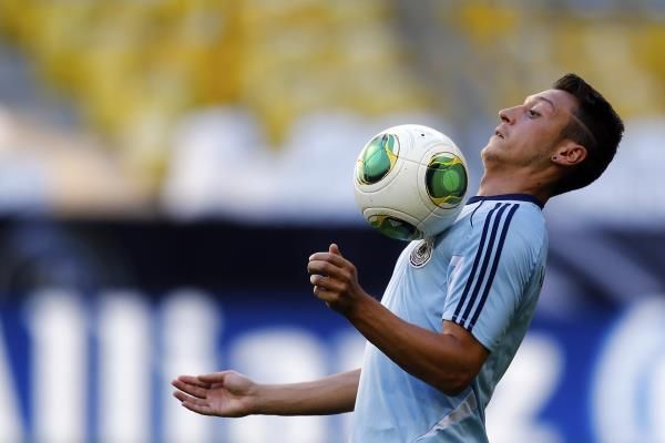 2013-09-05t163030z_1536322617_gm1e99601b801_rtrmadp_3_soccer-germany_reuters