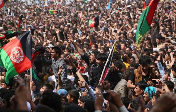 إحتفالات كبيرة في افغانستان بسبب الفوز بكأس جنوب آسيا