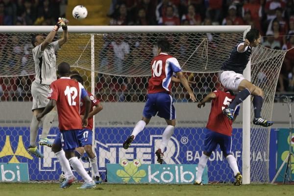 2013-09-07t042155z_462256714_gm1e9970y9301_rtrmadp_3_soccer-world_reuters