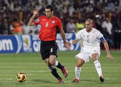 من مواجهة المنتخبين في التصفيات الماضية 