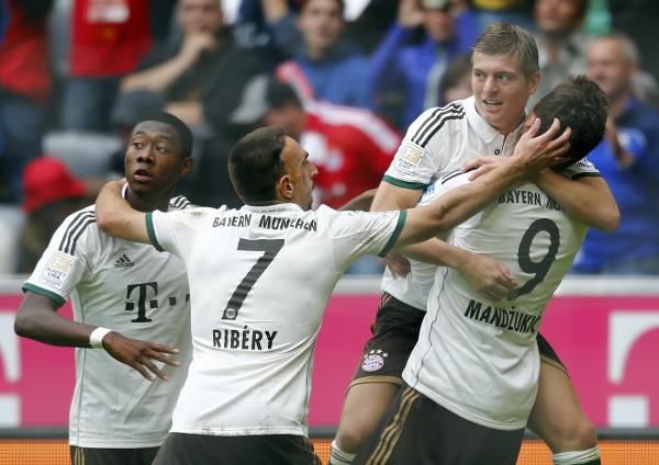 2013-09-14t145037z_2055761459_bm2e99e1aop01_rtrmadp_3_soccer-germany_reuters