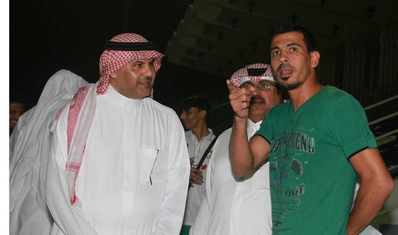 يونس محمود يتجول بين مرافق النادي الأهلي