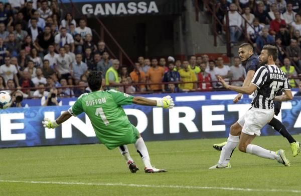 2013-09-14t174903z_1051577247_gm1e99f04ql01_rtrmadp_3_soccer-italy_reuters