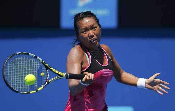 2013-01-15t025101z_384661935_sr1e91f07wmg6_rtrmadp_3_tennis-open_reuters