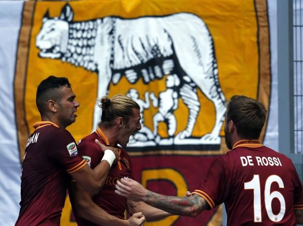 2013-09-22t143729z_1555078894_gm1e99m1qq601_rtrmadp_3_soccer-italy_reuters