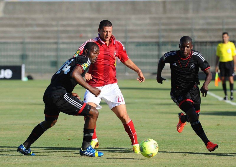 لقطة من مباراة الفريقية في لقاء الذهاب