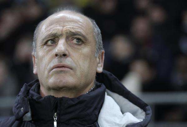 2013-01-13t222506z_1003612146_gm1e91e0hm401_rtrmadp_3_soccer-france_reuters