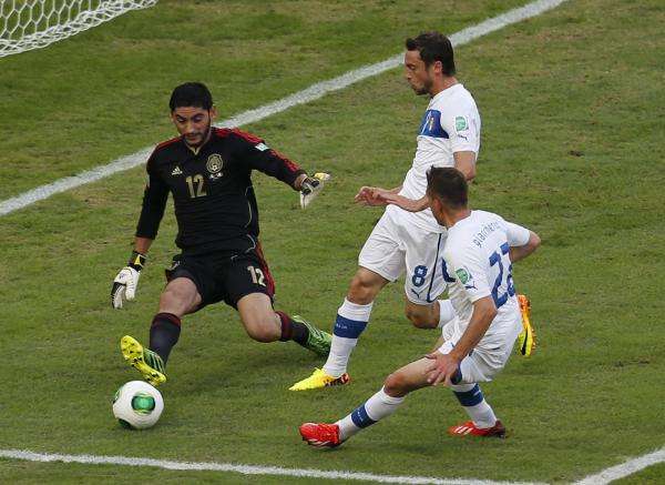 2013-06-16t191547z_1910064526_tb3e96g1hi4cu_rtrmadp_3_soccer-confederations_reuters