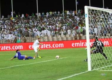 ببرونو يسجل هدف الأهلي في مرمى الهلال